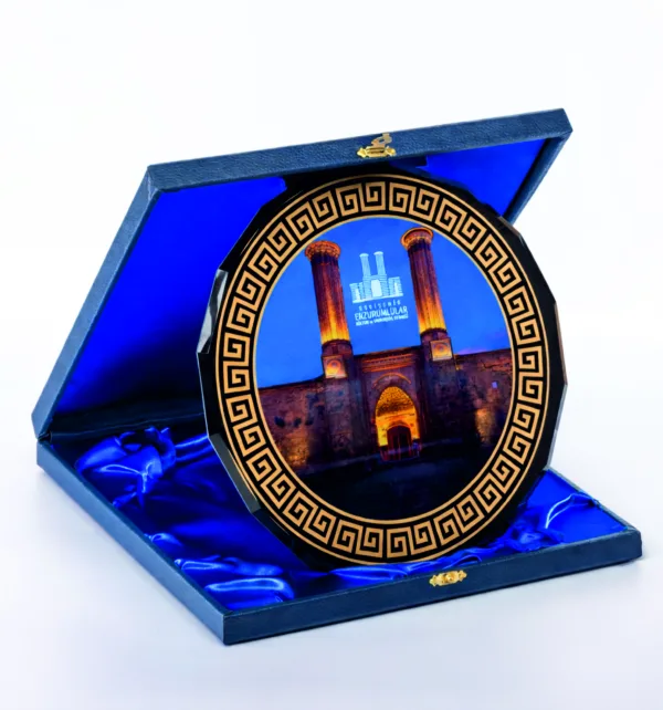 Κρυστάλλινo Βραβείο Στρογγυλό με Σχέδιο & Κουτί 25x25cm κωδ. PB-1608