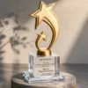 Κρυστάλλινo Βραβείο με 2 Χρυσά Αστέρια 8x21x8cm κωδ. PB-957 Κρυστάλλινo Βραβείο με 2 Χρυσά Αστέρια 8x21x8cm κωδ. PB-957
