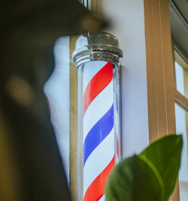 Περιστρεφόμενος Στύλος Κουρείου με Φωτισμό LED κωδ. TEB-63-80 Περιστρεφόμενος Στύλος Κουρείου με Φωτισμό LED κωδ. TEB-63-80