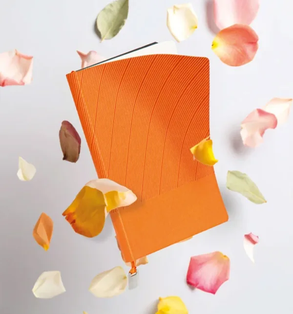 Σημειωματάριο Flexy από Πυρογραφική Δερματίνη με Βαμμένες Άκρες 15,5x21,5 cm 40 τεμάχια κωδ. IST