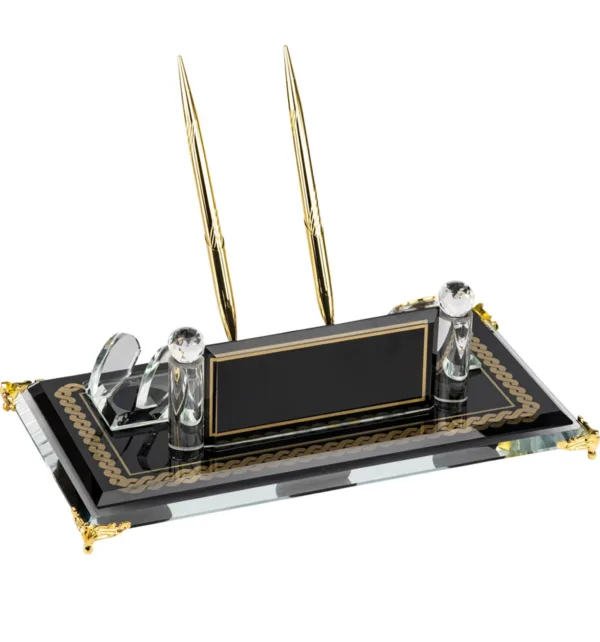 Κρυστάλλινο Επιτραπέζιο Σετ Γραφείου Μαύρο με Χρυσές Λεπτομέρειες, Θήκη για Στυλό, Θήκη Καρτών & Ρολόι κωδ. KM-45 Κρυστάλλινο Επιτραπέζιο Σετ Γραφείου Μαύρο με Χρυσές Λεπτομέρειες, Θήκη για Στυλό, Θήκη Καρτών & Ρολόι κωδ. KM-45