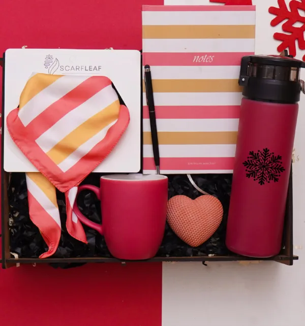 Σετ Δώρου σε με Φουλάρι, Μπουκάλι, Σημειωματάριο, Στυλό, Κούπα, Διακοσμητικό σε Σχήμα Καρδιάς κωδ. 98157