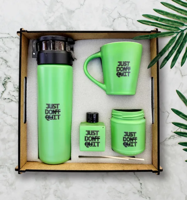 Just Don't Quit Σετ Δώρου με Μπουκάλι., Κούπα, Θήκη για Αρωματικό, Κερί & Ξύλινο Κουτί κωδ. M-2626G Just Don't Quit Σετ Δώρου με Μπουκάλι., Κούπα, Θήκη για Αρωματικό, Κερί & Ξύλινο Κουτί κωδ. M-2626G