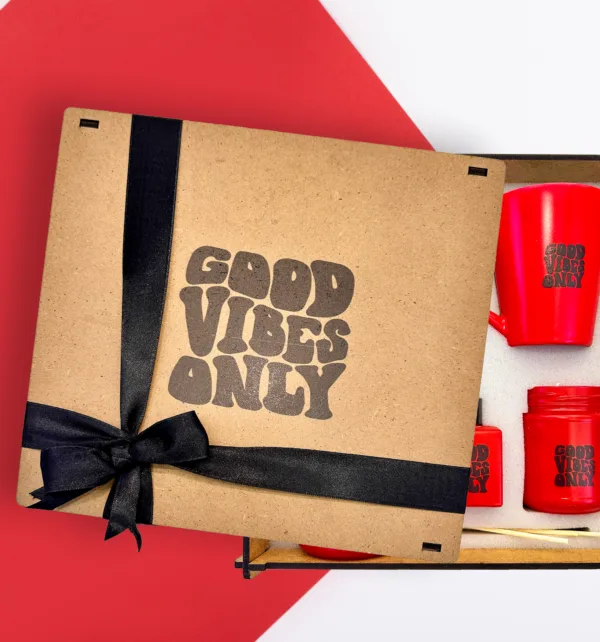 Good Vibes Only Σετ Δώρου με Μπουκάλι., Κούπα, Θήκη για Αρωματικό, Κερί & Ξύλινο Κουτί κωδ. M-2626R