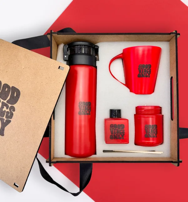 Good Vibes Only Σετ Δώρου με Μπουκάλι., Κούπα, Θήκη για Αρωματικό, Κερί & Ξύλινο Κουτί κωδ. M-2626R
