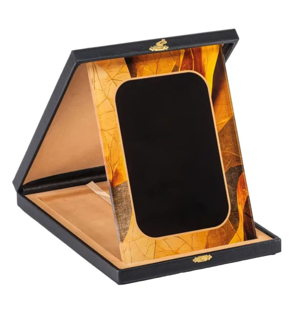 Κρυστάλλινo Βραβείο Κάθετο με Πορτοκαλί Σχέδιο & Κουτί 18x24cm κωδ. EKT-470 Κρυστάλλινo Βραβείο Κάθετο με Πορτοκαλί Σχέδιο & Κουτί 18x24cm κωδ. EKT-470