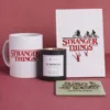 Gift Box Stranger Things με Ειδικό Ξύλινο Κουτί, Κούπα, Κερί, Σημειωματάριο & Σουβέρ κωδ. 03250