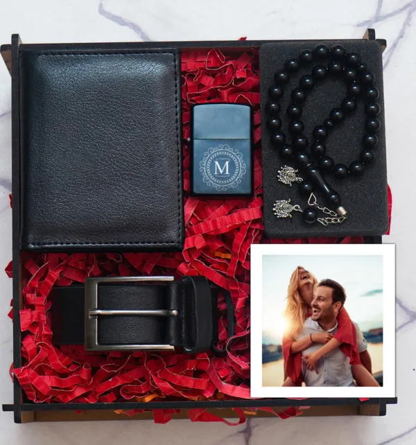 Gift Box Valentine’s Day για Άνδρα με Ξύλινο Κουτί, Πορτοφόλι, Ζώνη, Αναπτήρα & Κομπολόι κωδ. 15048
