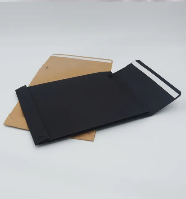 Χάρτινες Μαύρες Σακούλες Courier με Αυτοκόλλητο 100 τεμάχια κωδ. DMGB