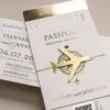 Προσκλητήριο Γάμου Passport με Χρυσό Κορδόνι & Χρυσό Αεροπλανάκι κωδ. 6013 Προσκλητήριο Γάμου Passport με Χρυσό Κορδόνι & Χρυσό Αεροπλανάκι κωδ. 6013